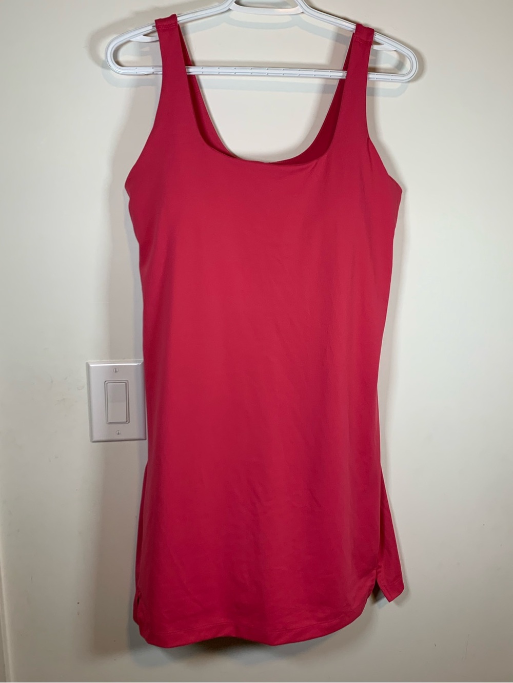 Old Navy Active PowerSoft Dress Large Pink Built in Bra Shorts Phone Pocket Red